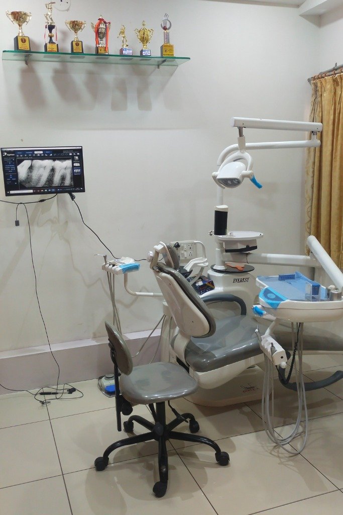 Treatment Room & Everest Dental Chair